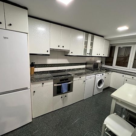 Apartamento ITSASOKO IZARRA, apartamento con encanto en el casco viejo. Bermeo Exterior foto